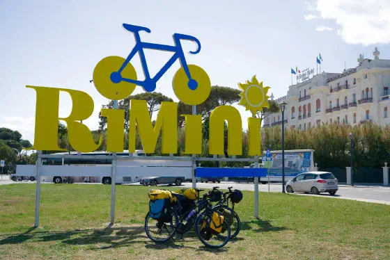 14:50 Uhr, ca. 44.0634, 12.5640