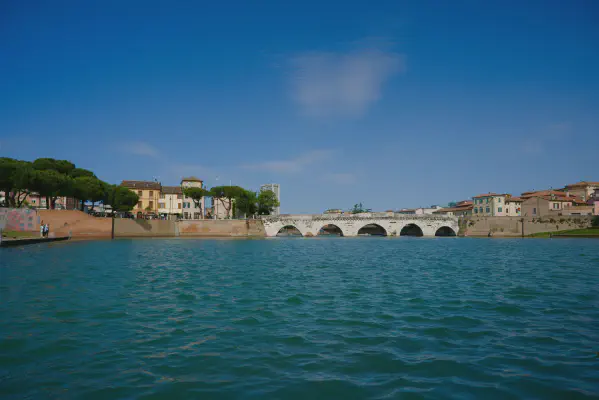 FOTO: 16:26 / Ort: ca. 43.9688, 12.4649