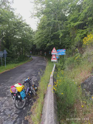 FOTO: 18:53 / Ort: ca. 43.2865, 12.0476