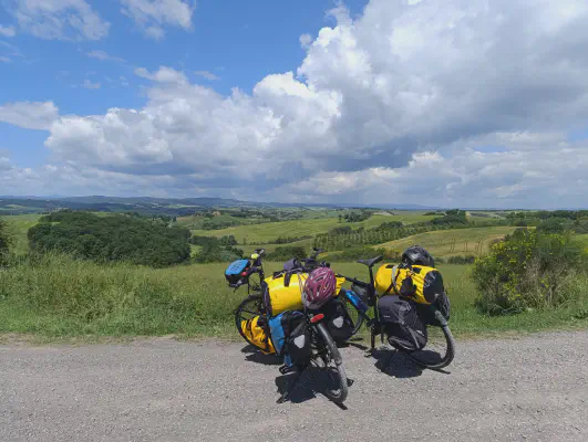 FOTO: 11:30 / Ort: ca. 43.1509, 11.4068