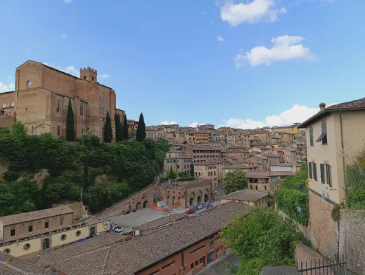 FOTO: 17:40 / Ort: ca. 43.3238, 11.3257