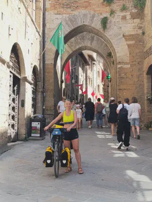 FOTO: 14:40 / Ort: ca. 43.5389, 11.1699