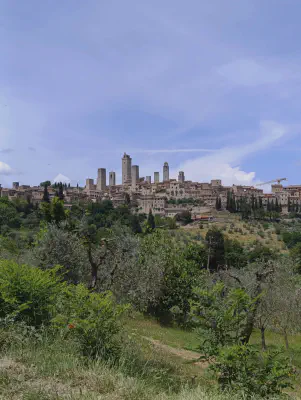 FOTO: 13:37 / Ort: ca. 43.5108, 11.1174