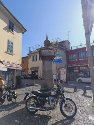 FOTO: 08:56 / Ort: ca. 43.9946, 10.8529