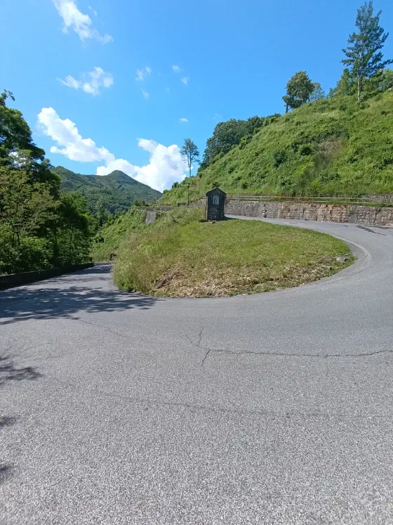 15:36 Uhr, ca. 44.1271, 10.7571