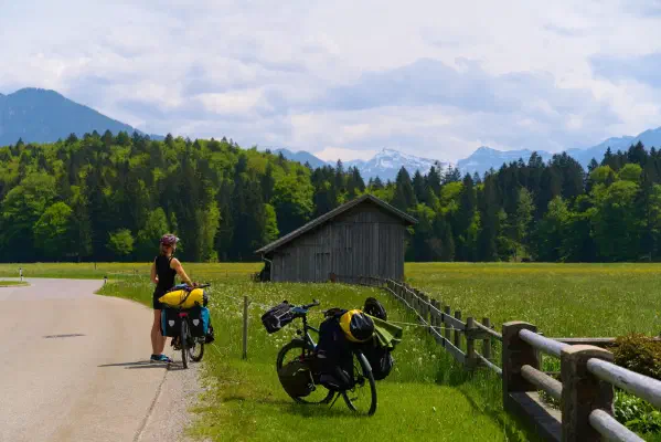 Das Alpenpanorama im Blick, kurz hinter Reutte