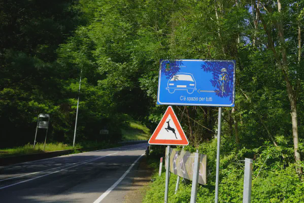 Einstieg in den Radweg am Comer See