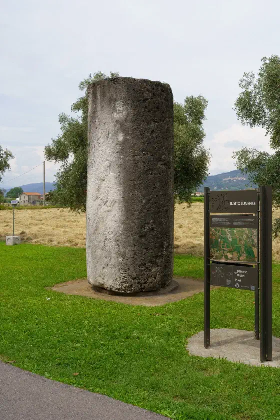 Säule in Luni, Ende des BI-3v