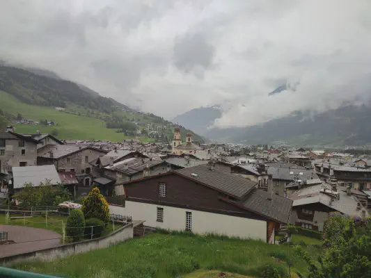 Blick über Bormio